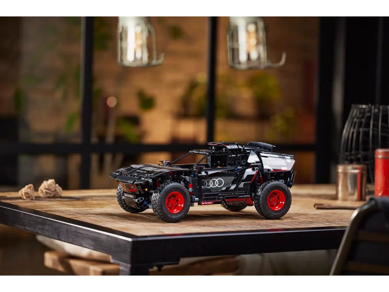 Lego Technic Audi RS Q E-Tron 42160