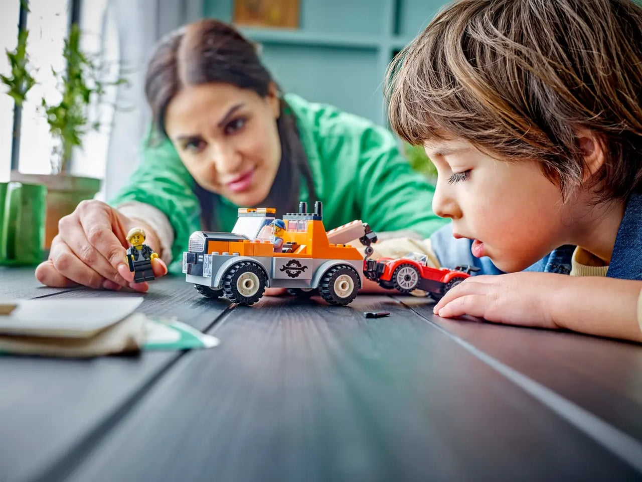 Lego City Great Vehicles Autogrù e officina auto sportive, set di costruzioni in scatola da 101 pezzi, per bambino 4+ anni 60435