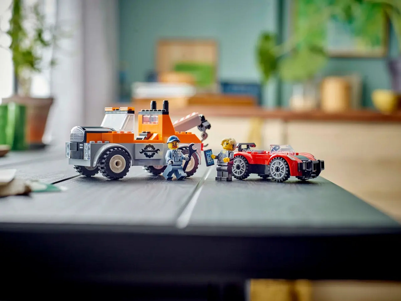 Lego City Great Vehicles Autogrù e officina auto sportive, set di costruzioni in scatola da 101 pezzi, per bambino 4+ anni 60435