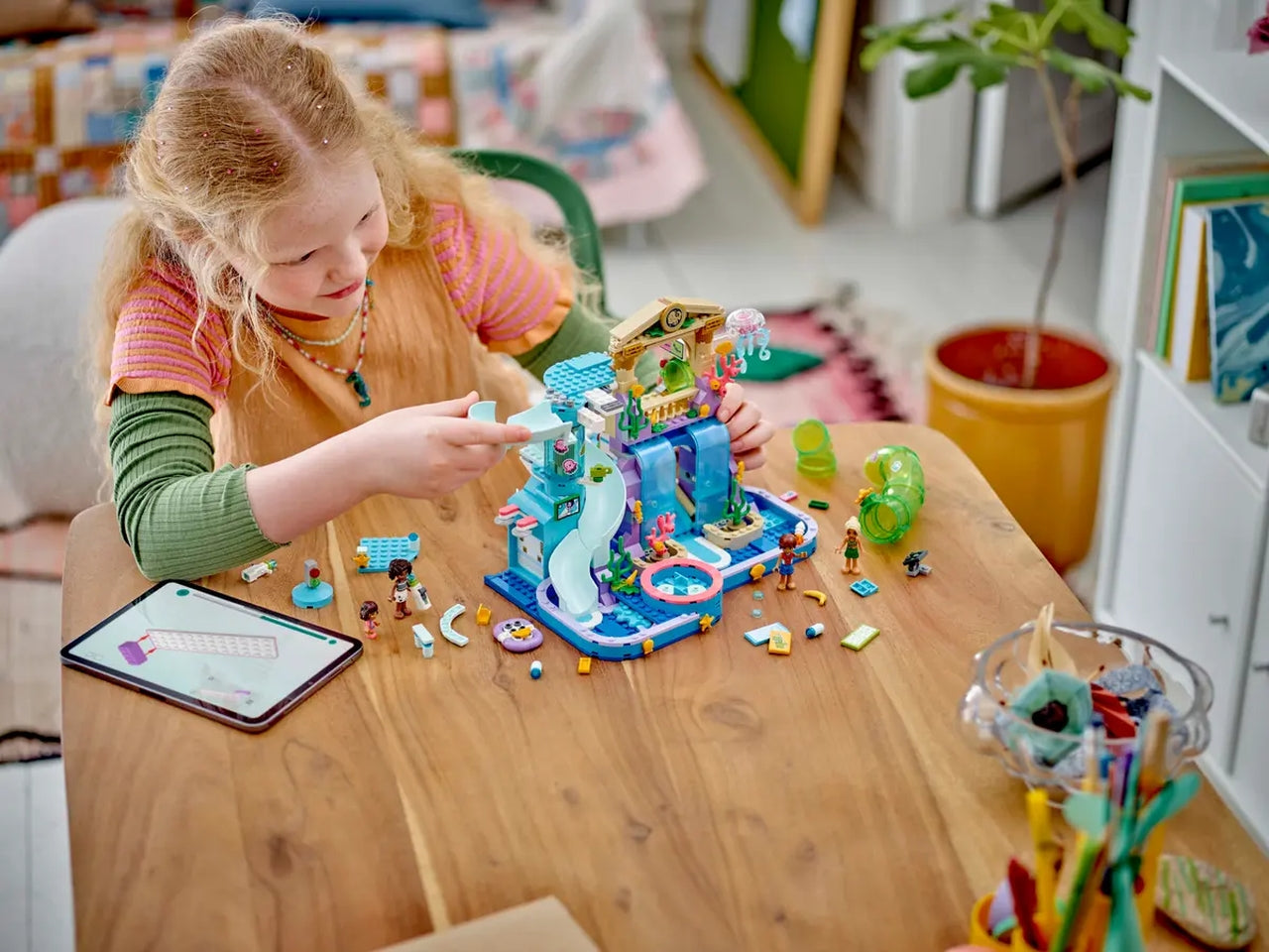 Lego Friends Parco Acquatico di Heartlake City, set costruzioni in scatola da 814 pezzi, per bambine 8+ anni 42630