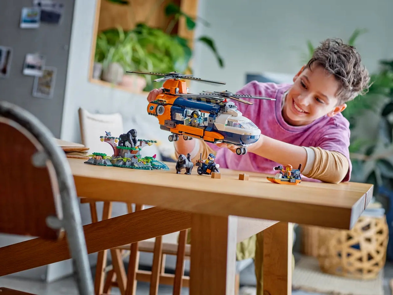 Lego City Exploration Elicottero dellesploratore della giungla, set di costruzioni in scatola da 881 pezzi, per ragazzo 8+ anni 60437