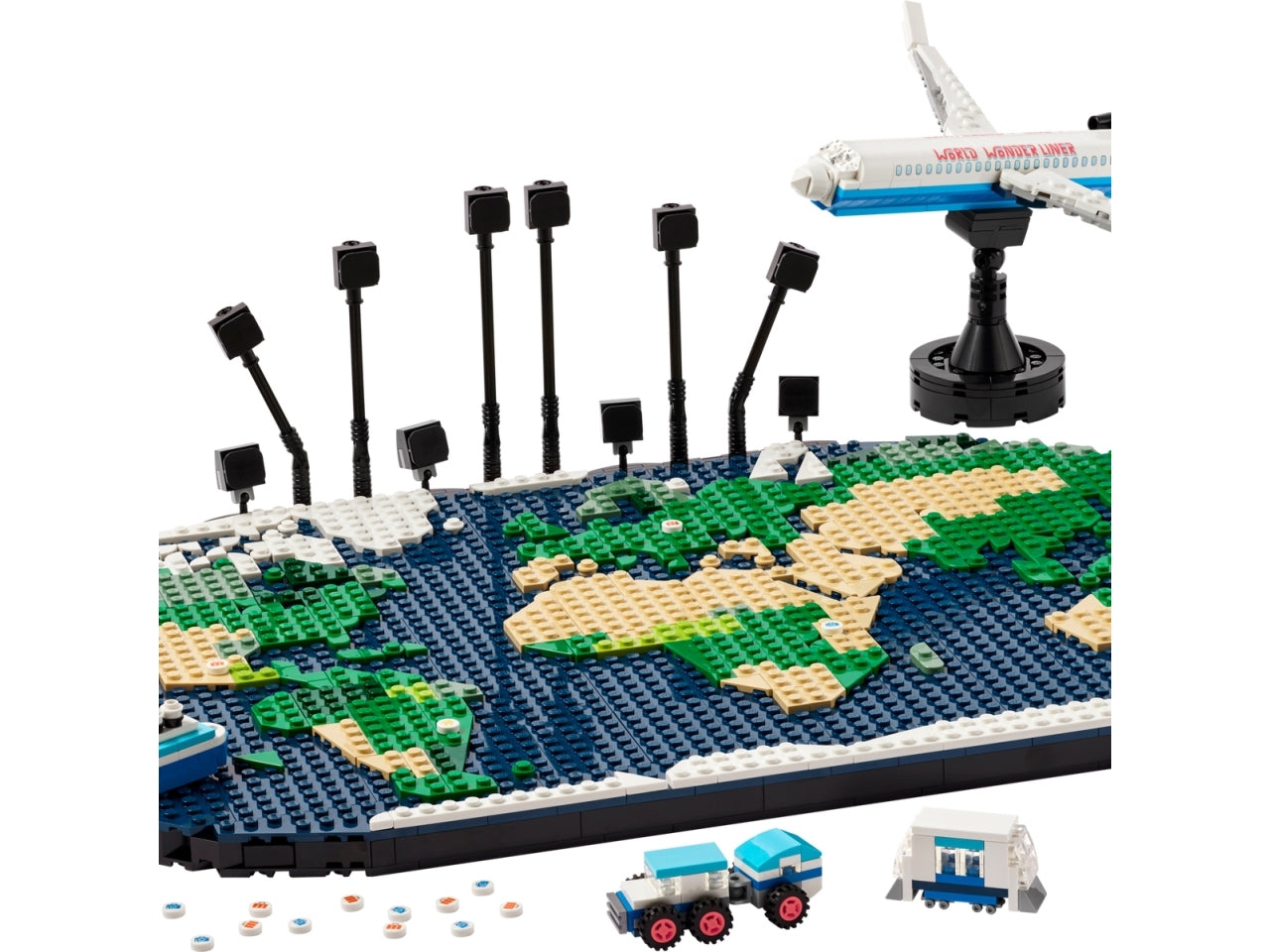 LEGO Builder Family momenti di viaggio, Set Giochi da Costruire per Bambine e Bambini da 14 Anni in su, Decorazioni per la Casa da Appendere, Accessorio per la Camera da Letto 41838