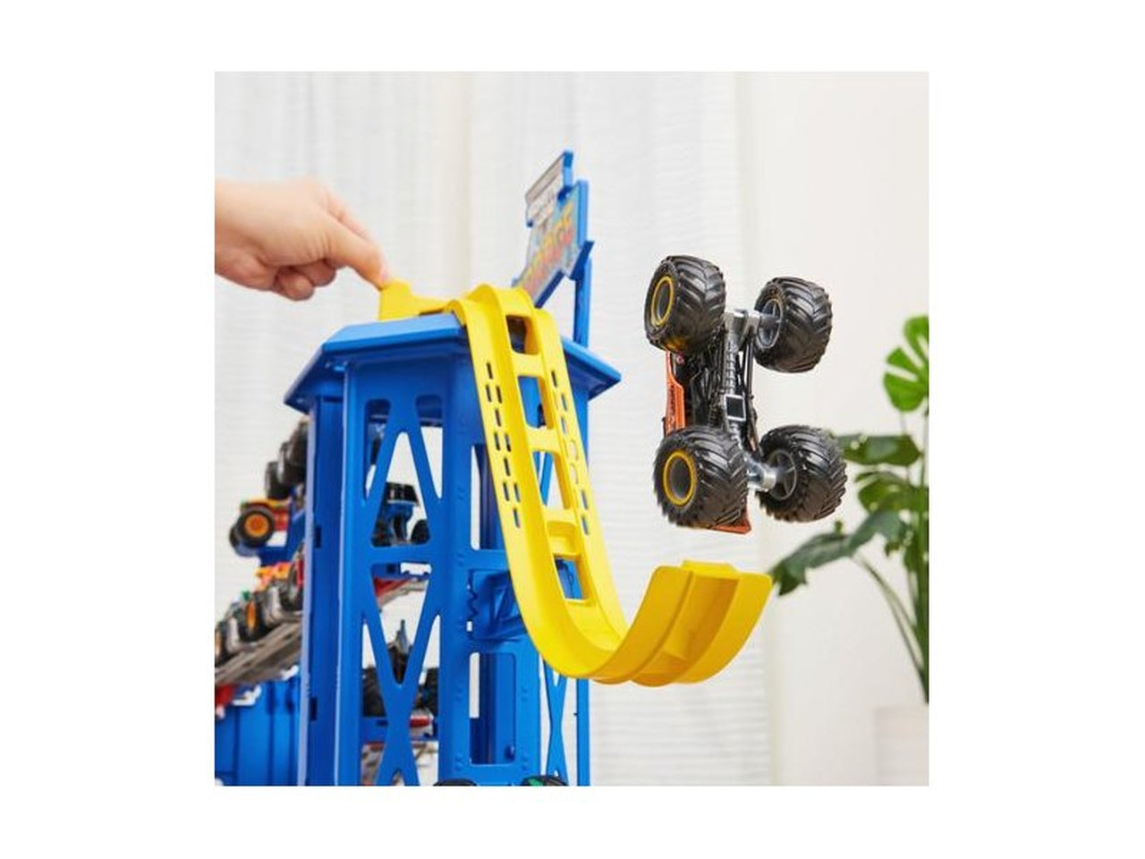 Monster Jam garage con luce e suoni e 1 auto inclusa, per bambini di 3+ anni