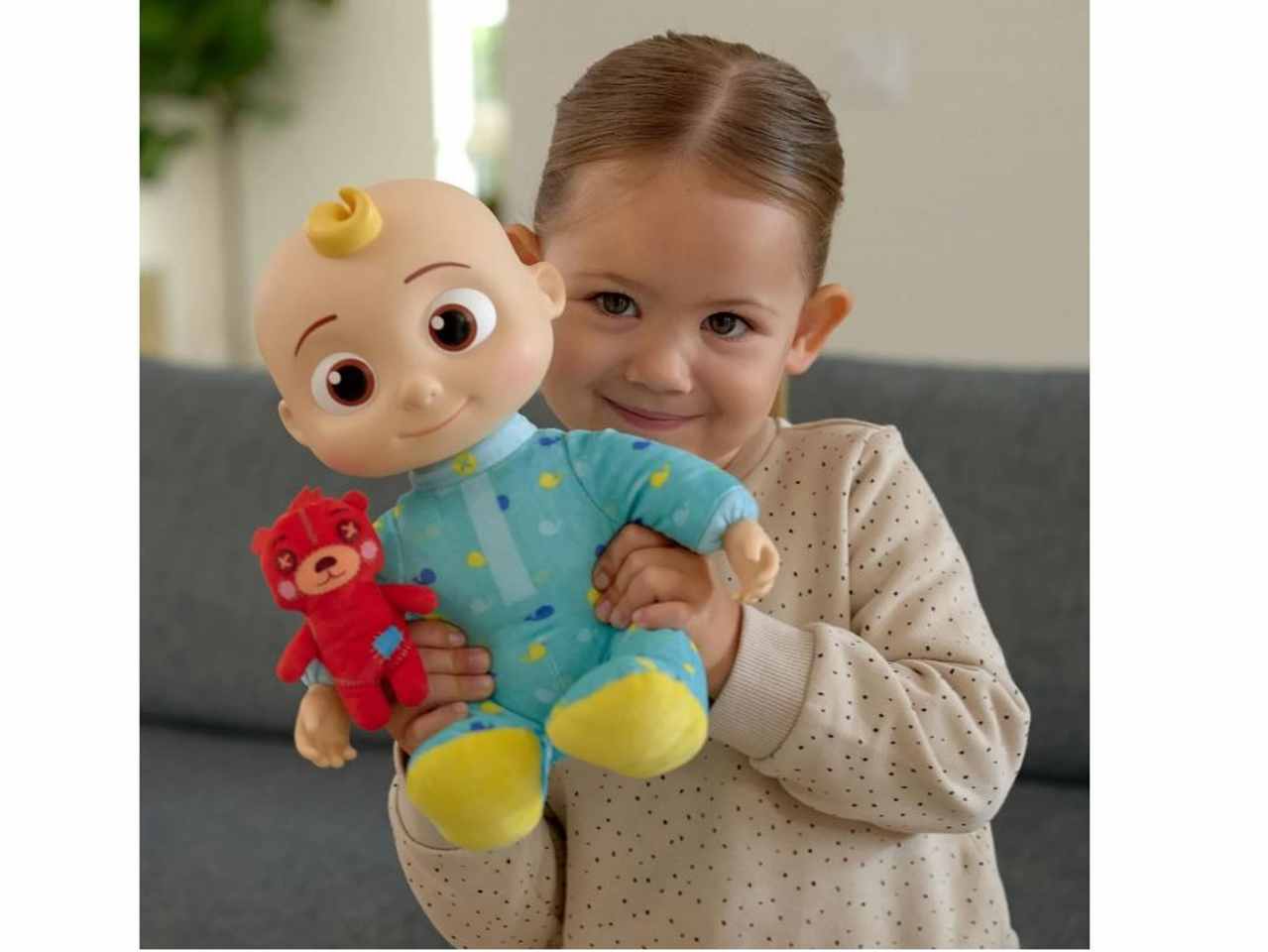 Cocomelon JJ Bambola Musicale con Suoni - Giochi Preziosi