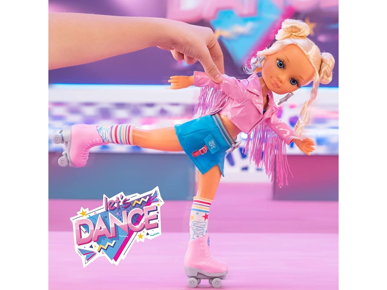 Nancy a day at the roller dance
