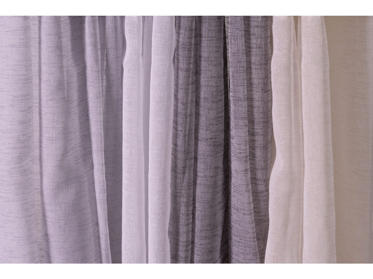 Tenda da interni moderna rigata semitrasparente con passanti, 2 pannelli, 4 colori assortiti, lavabile a 30° - 60x240 cm - Star
