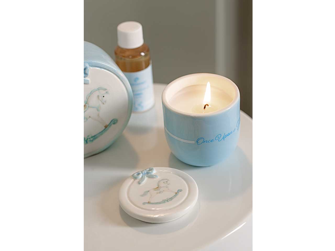 Candela con cavallino colore azzurro