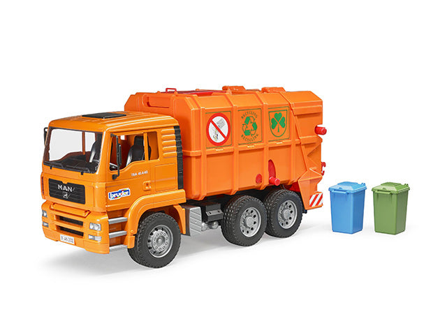 man camion trasporto rifiuti 02760