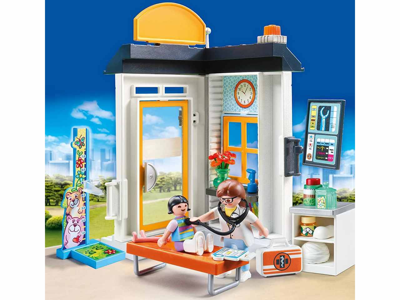 Playmobil pediatra 70818