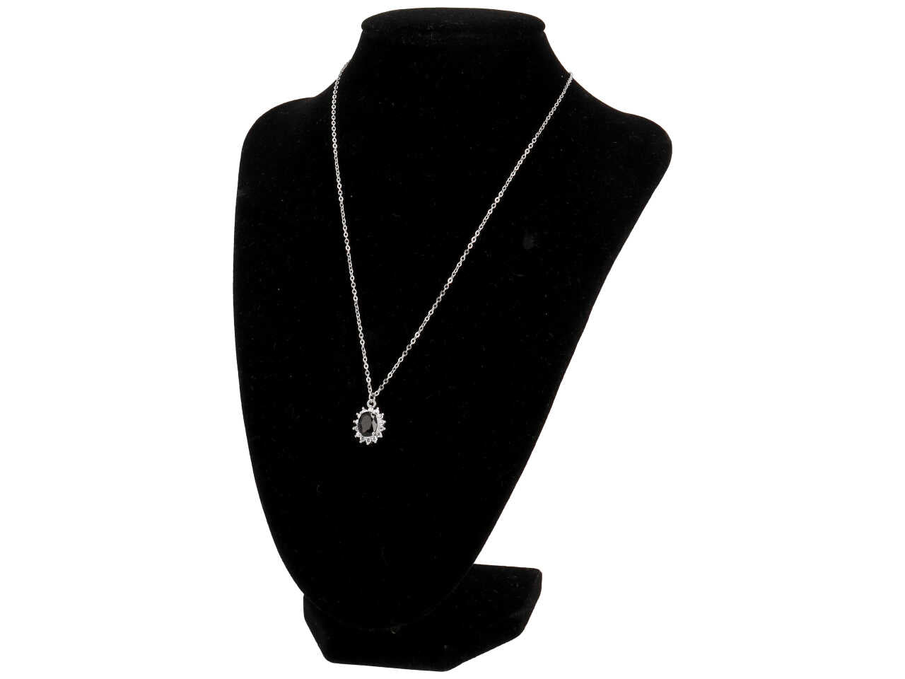 Collana in acciaio con pietra ovale nera