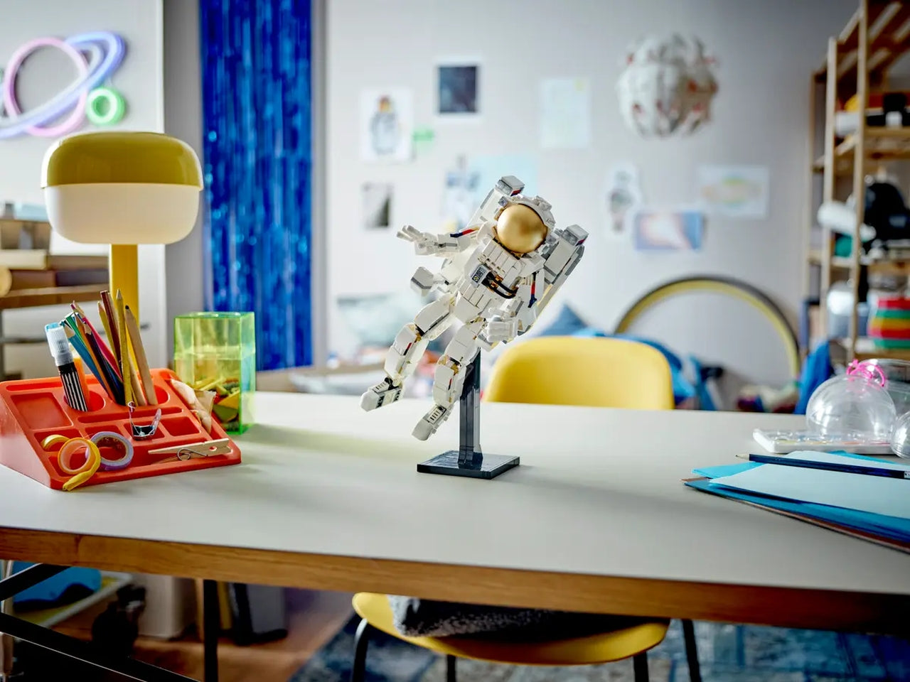Lego creator astronauta