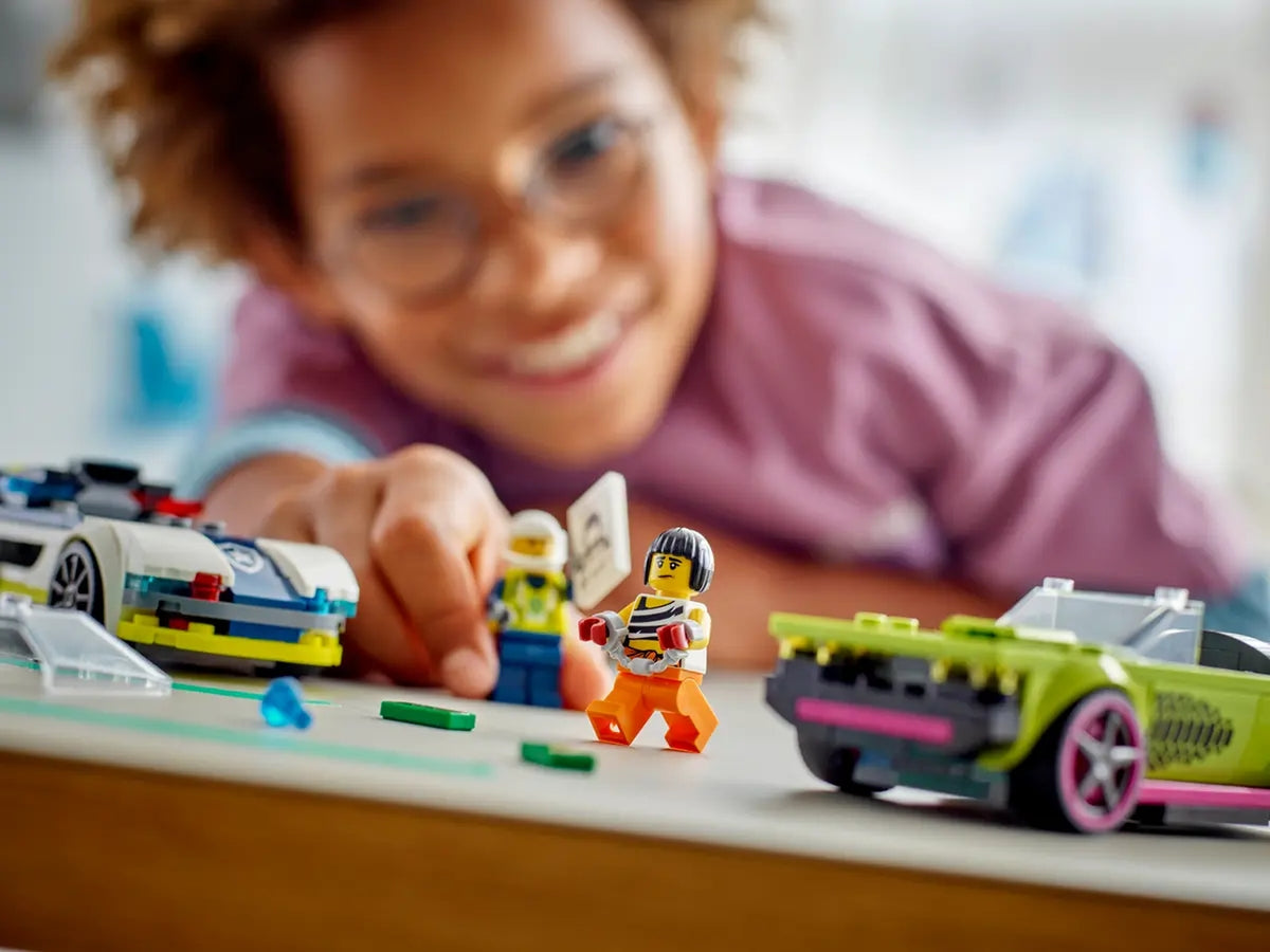 Lego city police inseguimento della macchina da corsa