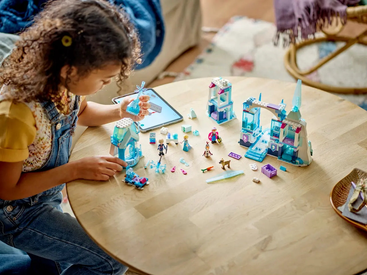 Lego Disney Princess il Palazzo di Ghiaccio di Elsa di Frozen, set di mattoncini in scatola da 630 pezzi, per bambine 6+ anni 43244