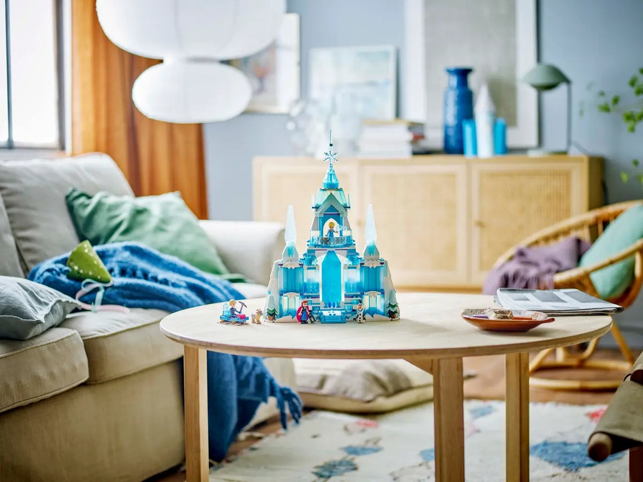 Lego Disney Princess il Palazzo di Ghiaccio di Elsa di Frozen, set di mattoncini in scatola da 630 pezzi, per bambine 6+ anni 43244