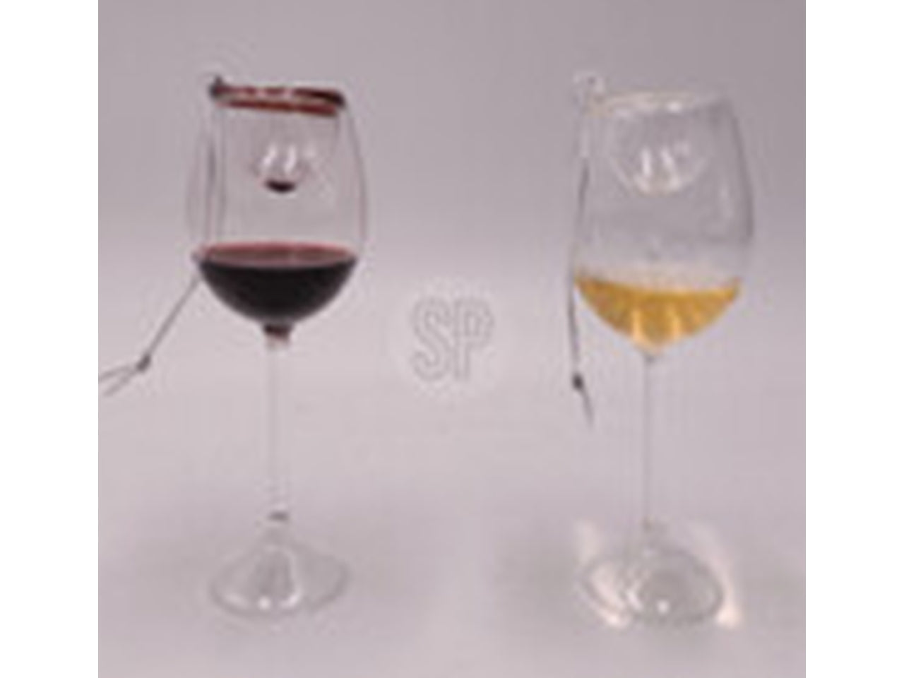 Calice natalizio per vino in vetro decorato 10cm in 2 assortimenti