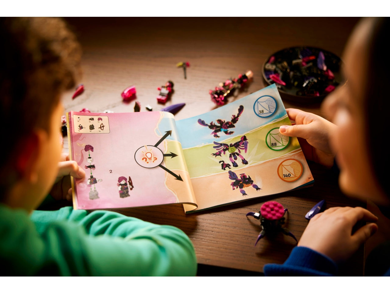 LEGOÂ® DREAMZzz - Collezione libera lâimmaginazione e consente ai giovani sognatori di scegliere le proprie avventure mentre costruiscono creature e veicoli fantastici Le creature da incubo della Mai-Strega per i bambini dai 9 anni in su 71483