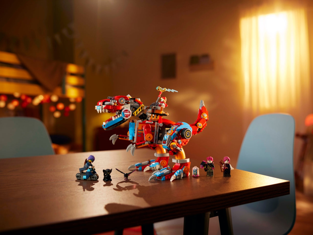 LEGO DREAMZzz Dinosauro Robot C-Rex di Cooper, Action Figure di T.Rex Giocattolo Trasformabile in Pterodattilo con Parti Snodabili e 4 Minifigure, Giochi Creativi per Bambini e Bambine da 9 Anni 71484