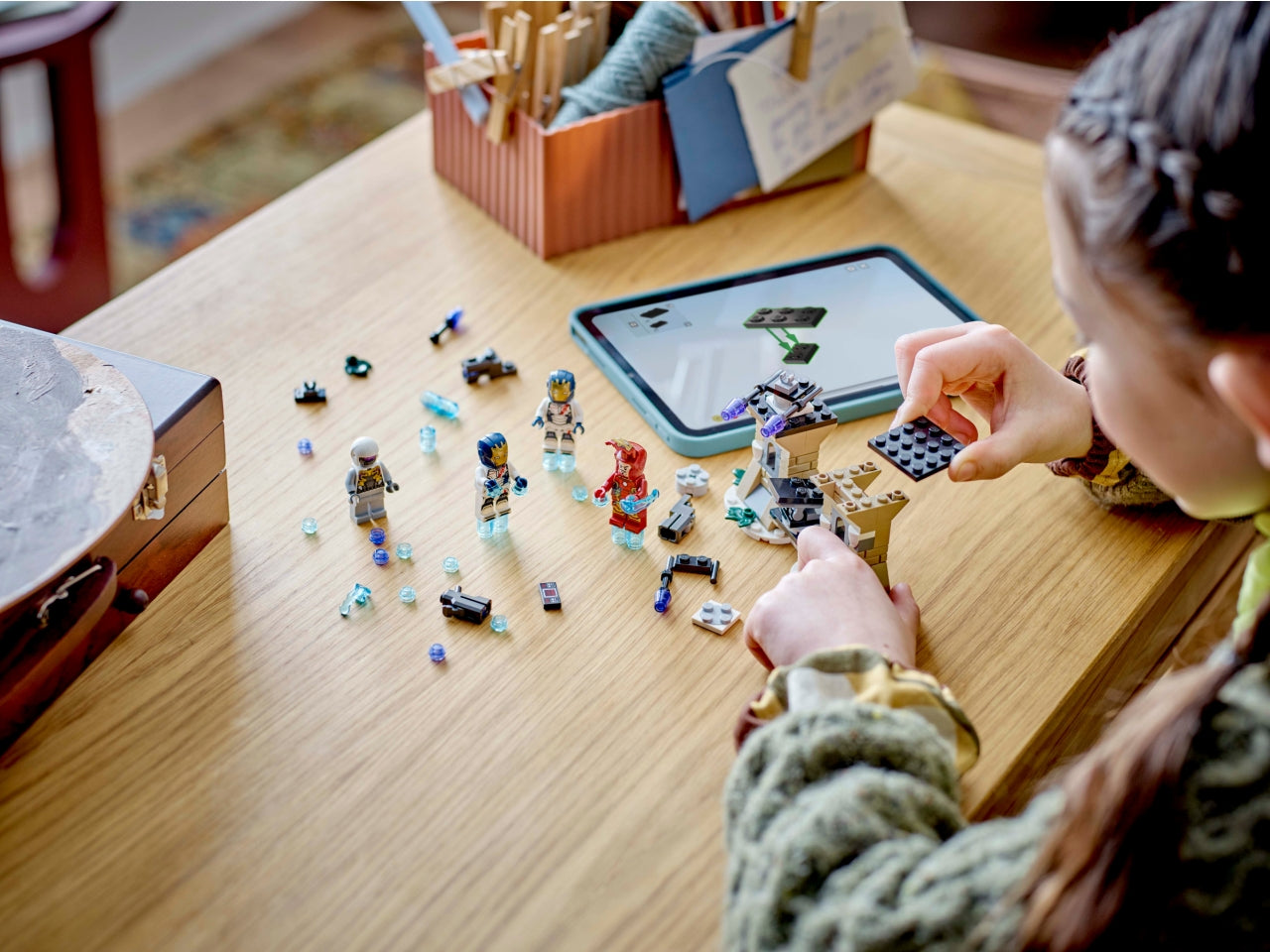 LEGO Marvel - Giocattolo di Iron Man costruibile: metti lâazione di Avengers: Age of Ultron dei Marvel Studios nelle mani dei bambini con il set Iron Man e Legione di ferro vs. Soldato Hydra per i bambini e le bambine dai 6 anni in su 76288