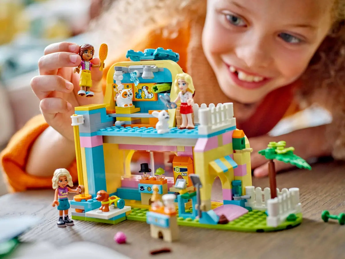 Lego Friends pet shop 375 pezzi per etÃ  6+ 42650