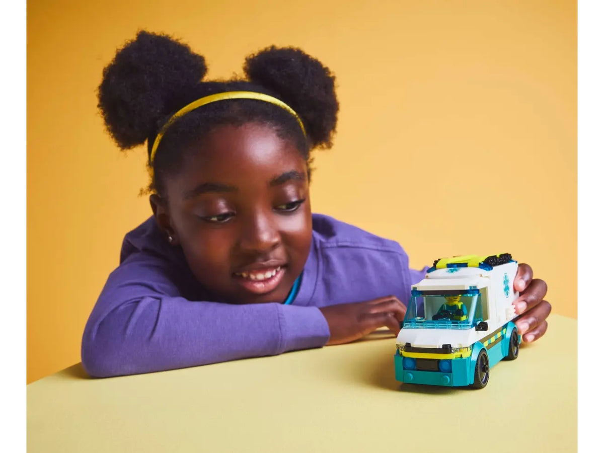 Lego City great vehicles ambulanza di emergenza 184 pezzi per etÃ  5+ 60451
