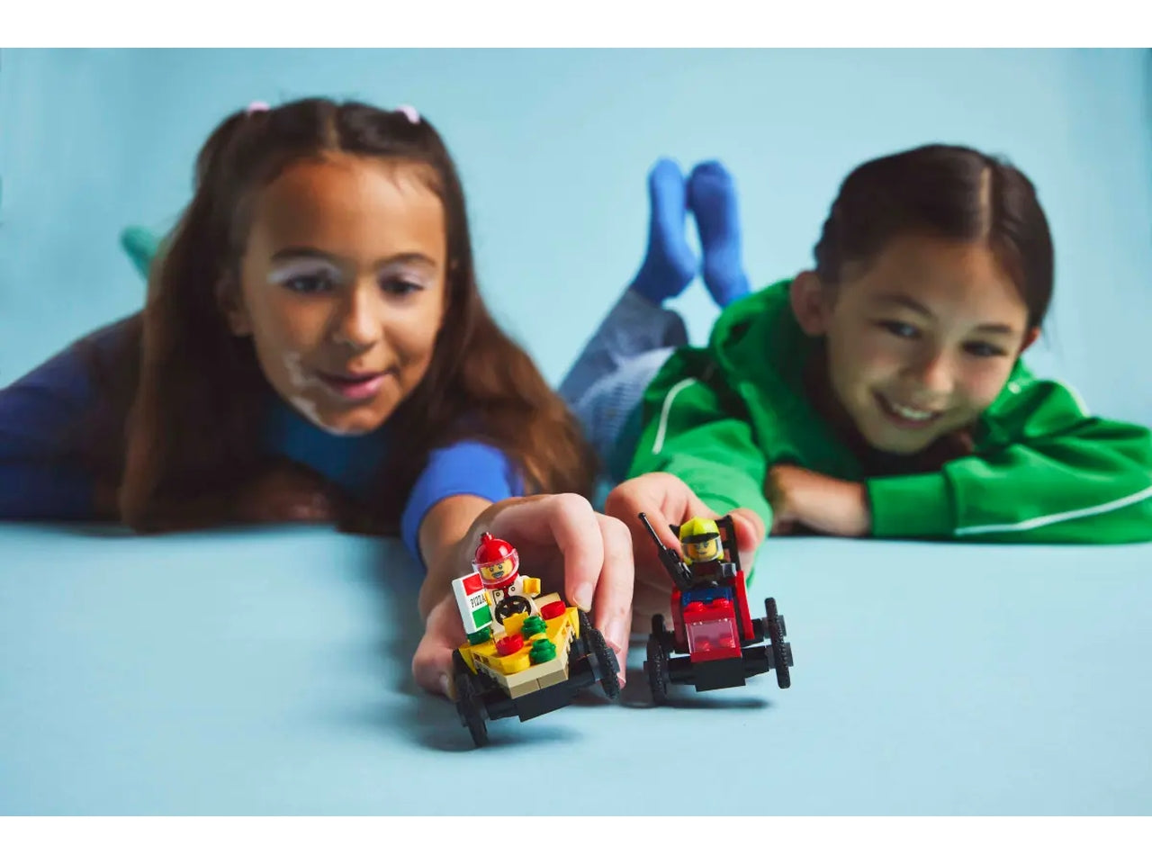 Lego City great vehicles pack veicoli da corsa: pizzaiolo contro pompiere 70 pezzi per etÃ  5+ 60458