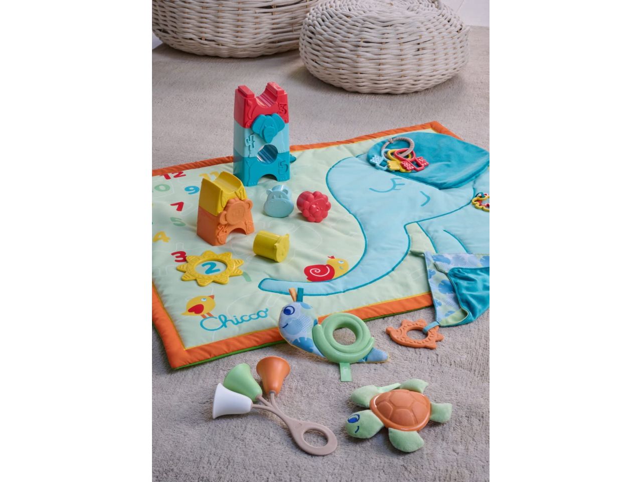 Chicco Tappeto Complimese Tappeto Morbido con Anello Dentizione