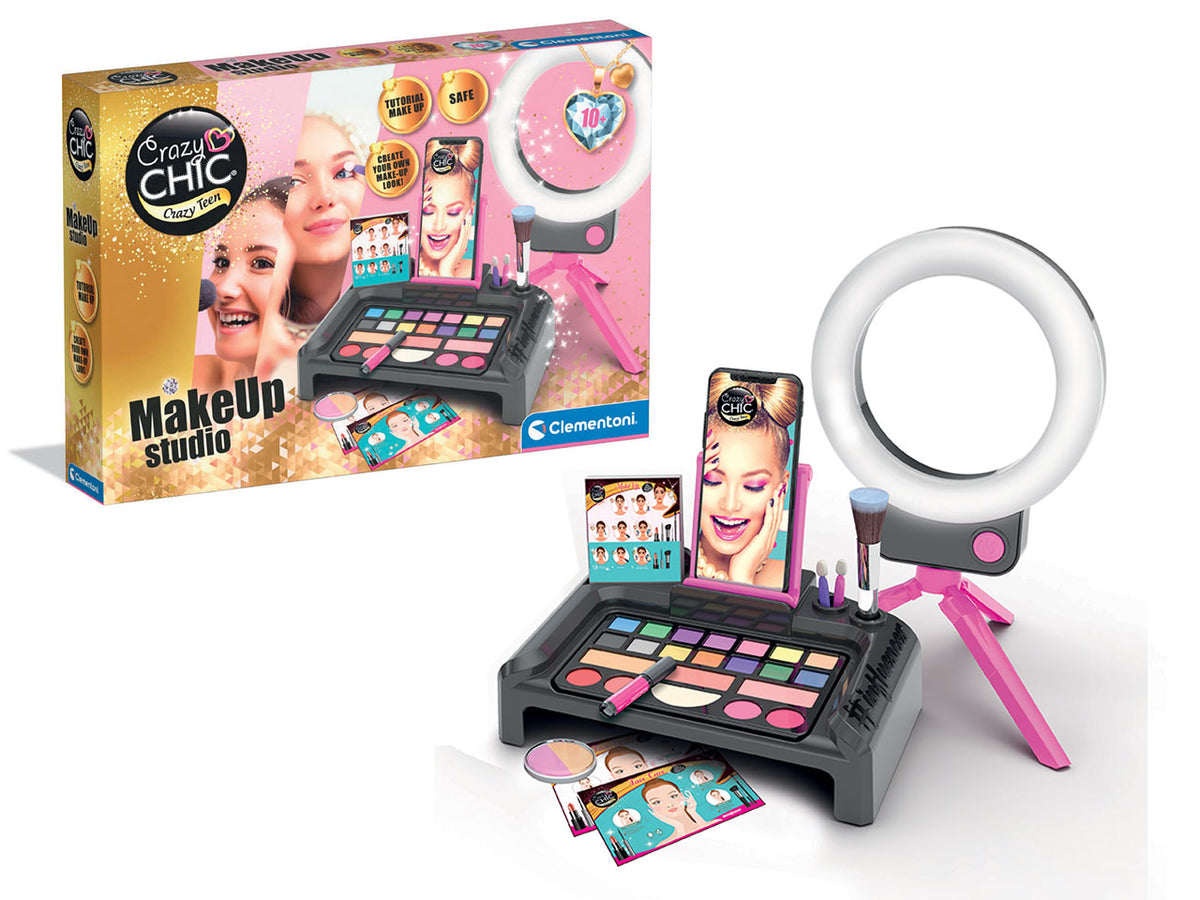 Crazy chic make-up studio
