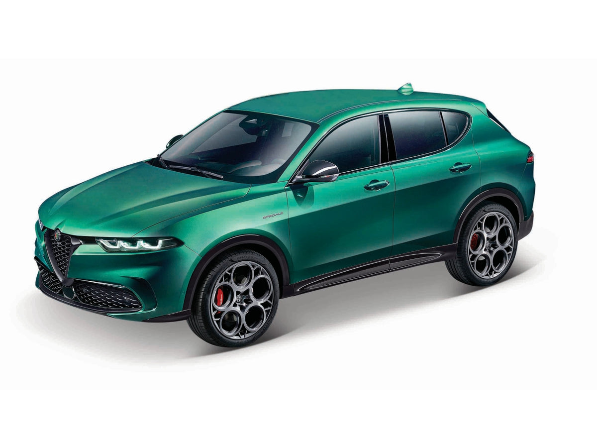 Modellino Auto Alfa Romeo Tonale - Scala 1:24: Die-cast, Licenza Ufficiale Alfa Romeo, Dettagli Realistici, Dimensioni 10,2x12,5x24,2 cm, EtÃ  3+ | Bburago