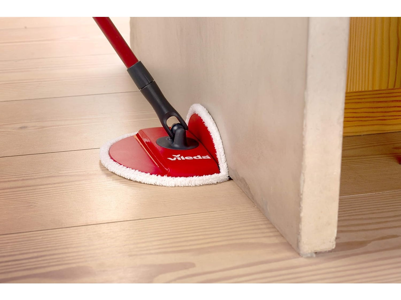 Lavapavimenti Spin & Clean con Sistema di Strizzatura Manuale attivabile attraverso il Manico, Set per la Pulizia dei Pavimenti con Secchio, Rullo pulente, Piastra, Panno 100% Microfibra - Vileda$