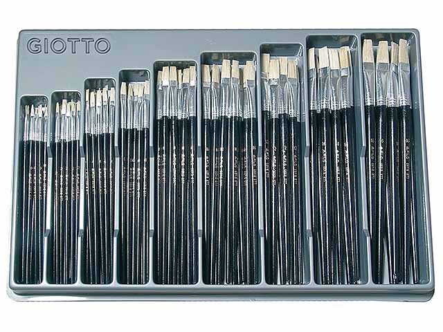 Pennelli Giotto punta piatta neri con misure diverse da 0 a 16 in setola