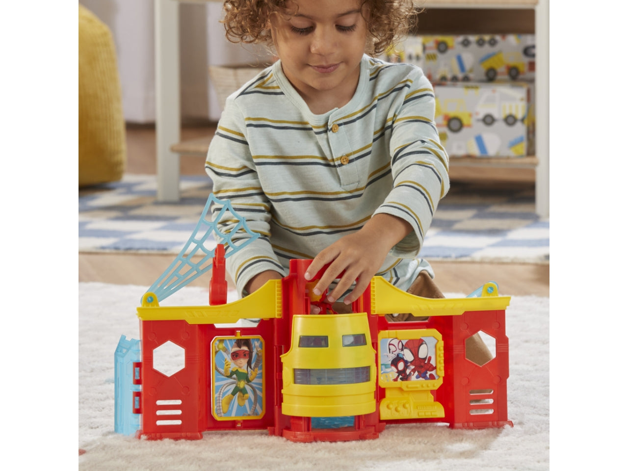 Saf spidey scene playset $