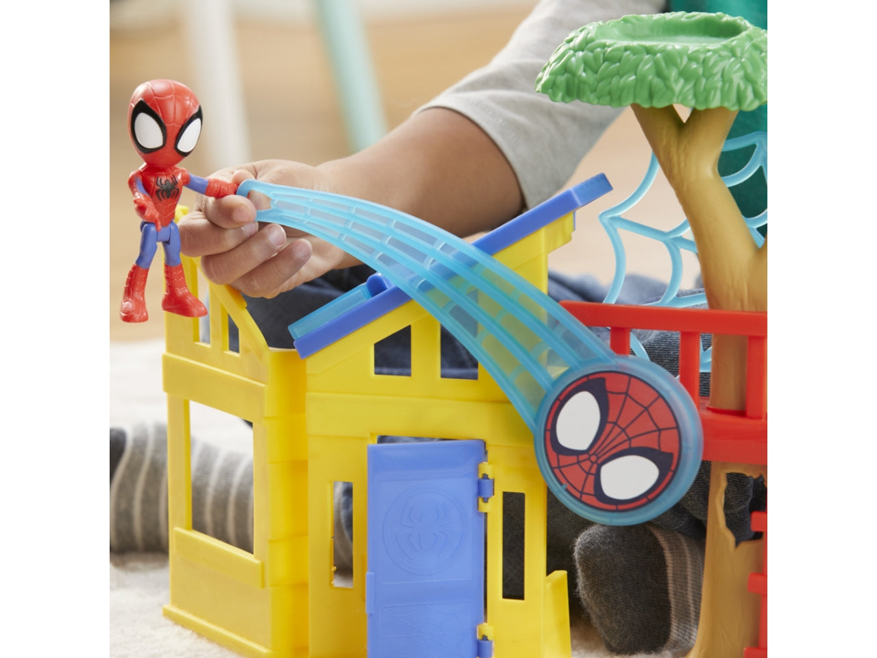 Saf spidey scene playset $