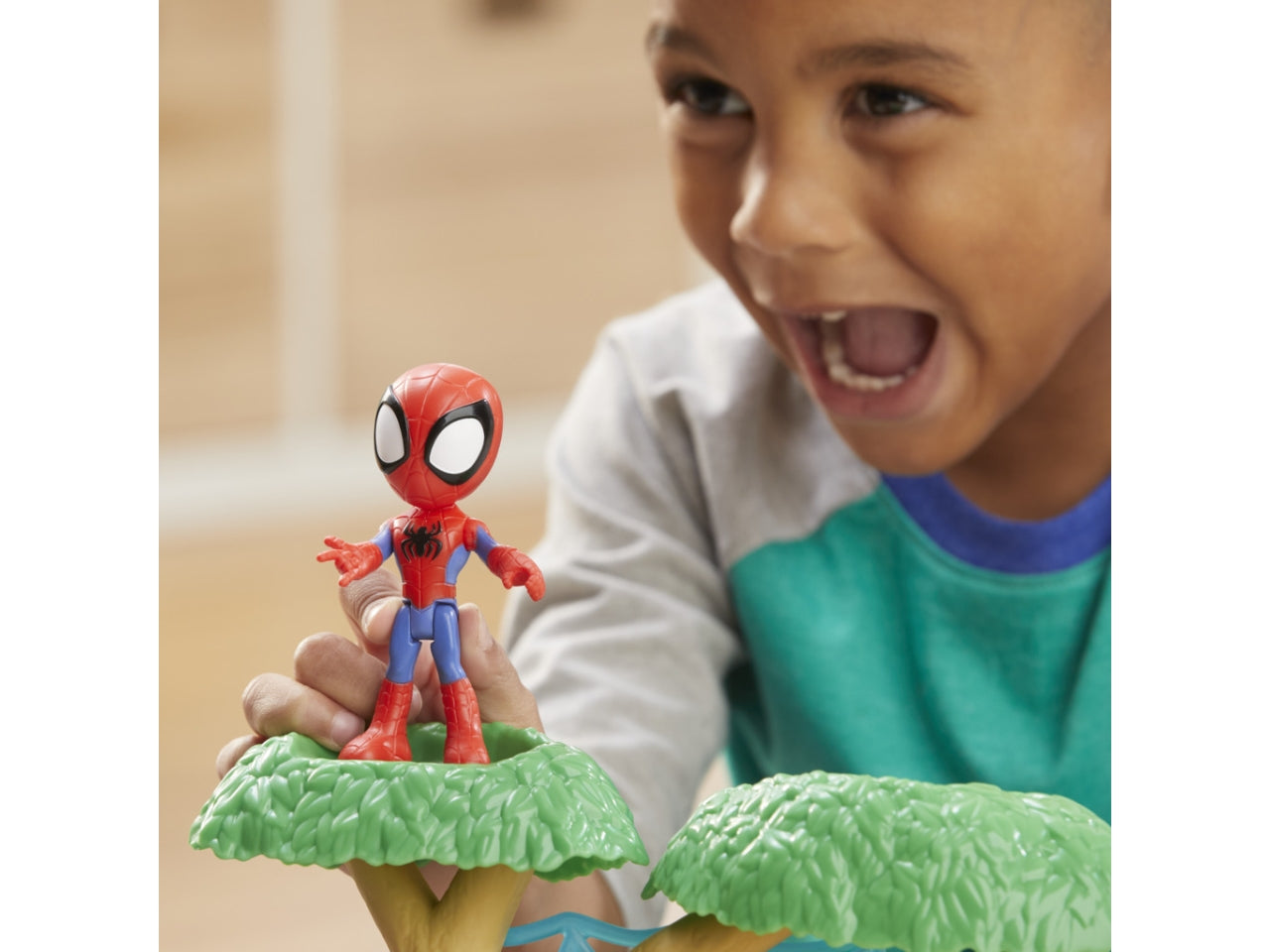Saf spidey scene playset $