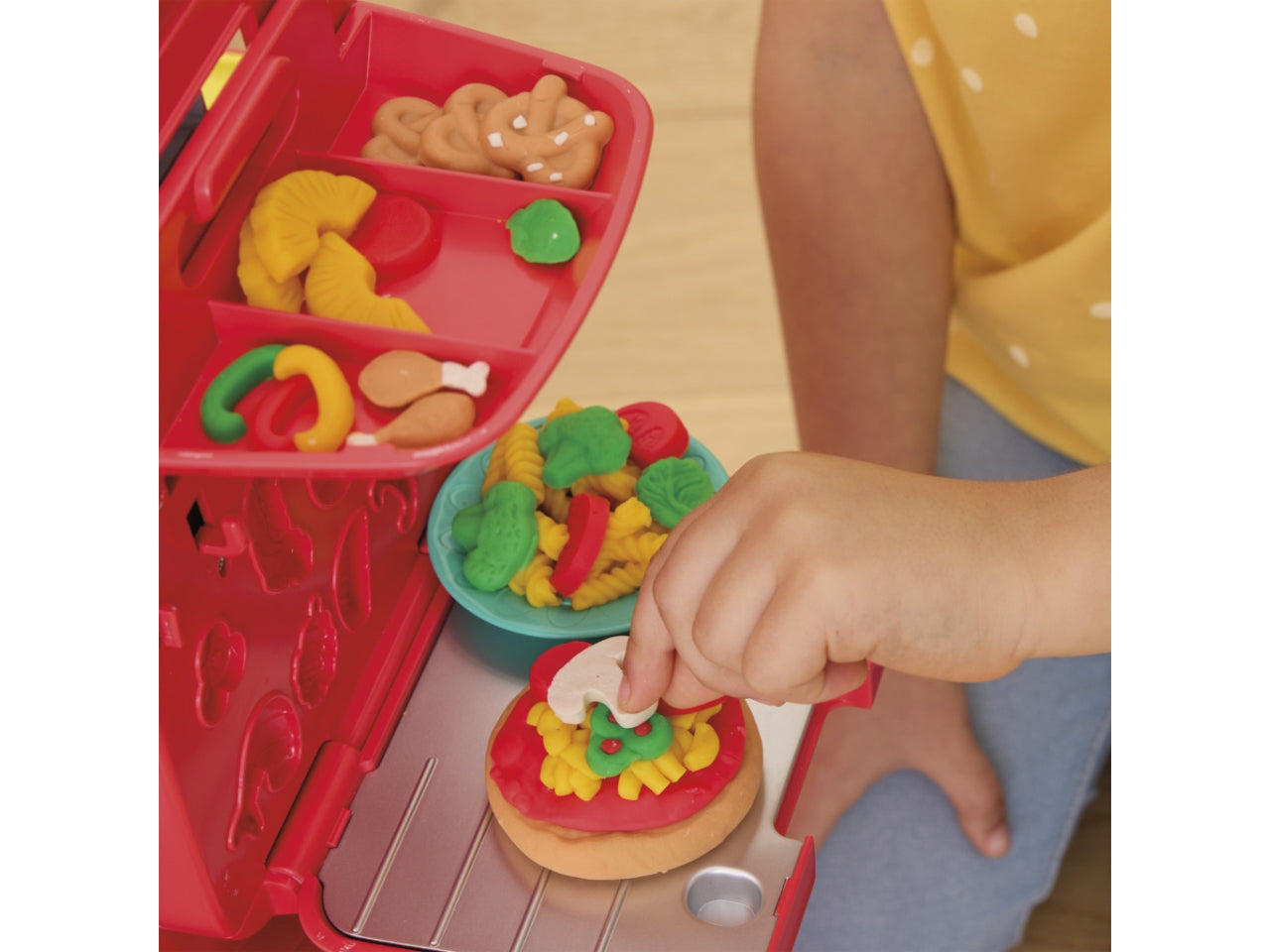 Pasta Modellabile Play-Doh Pizza Delivery Scooter: Set per Bambini 3+ | Dimensioni 20,3x62,2x43,2 - Hasbro$
