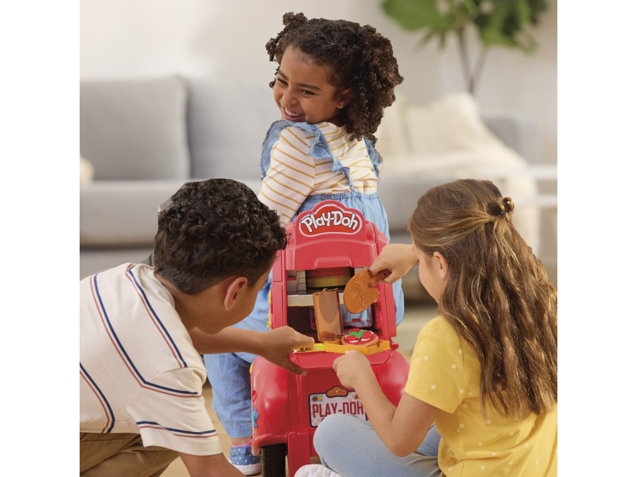 Pasta Modellabile Play-Doh Pizza Delivery Scooter: Set per Bambini 3+ | Dimensioni 20,3x62,2x43,2 - Hasbro$