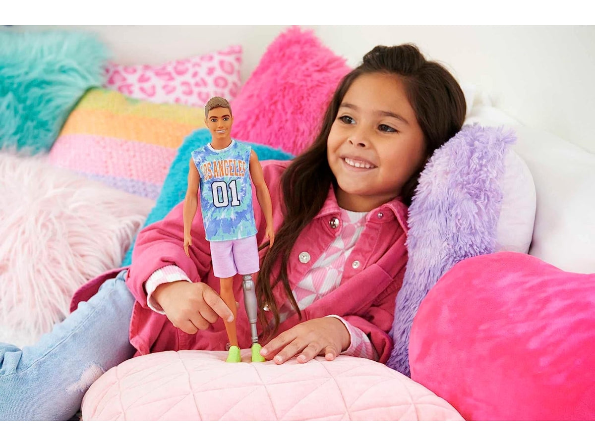 Barbie fashionistas ken
