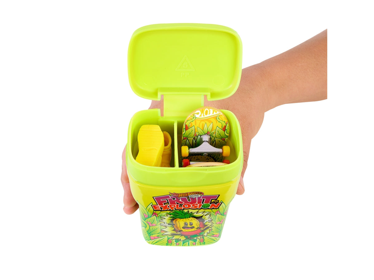 Hotwheels skate chewing gum container