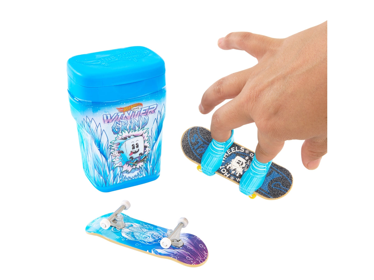 Hotwheels skate chewing gum container