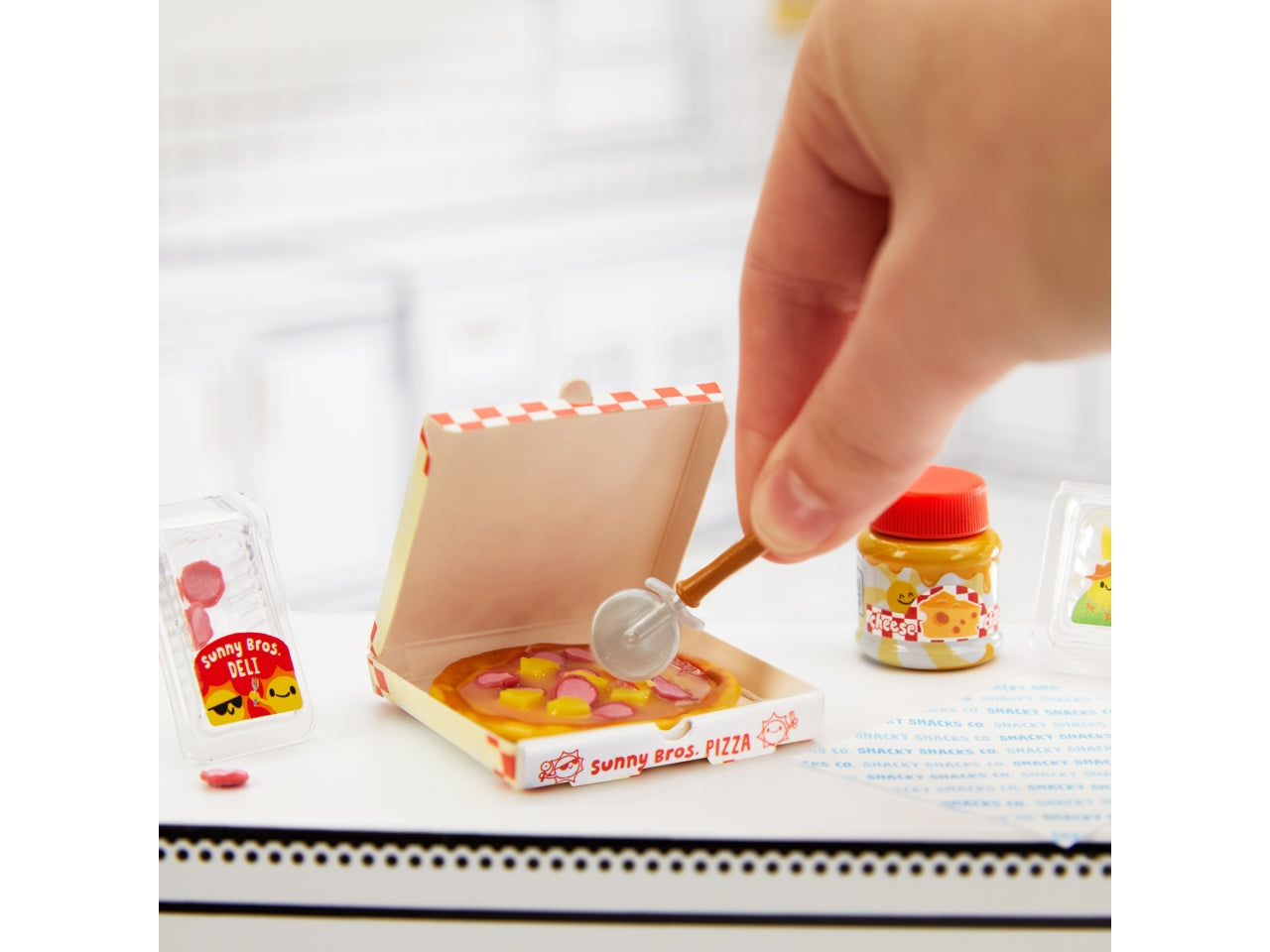 Mga's miniverse- make it mini: multi pack