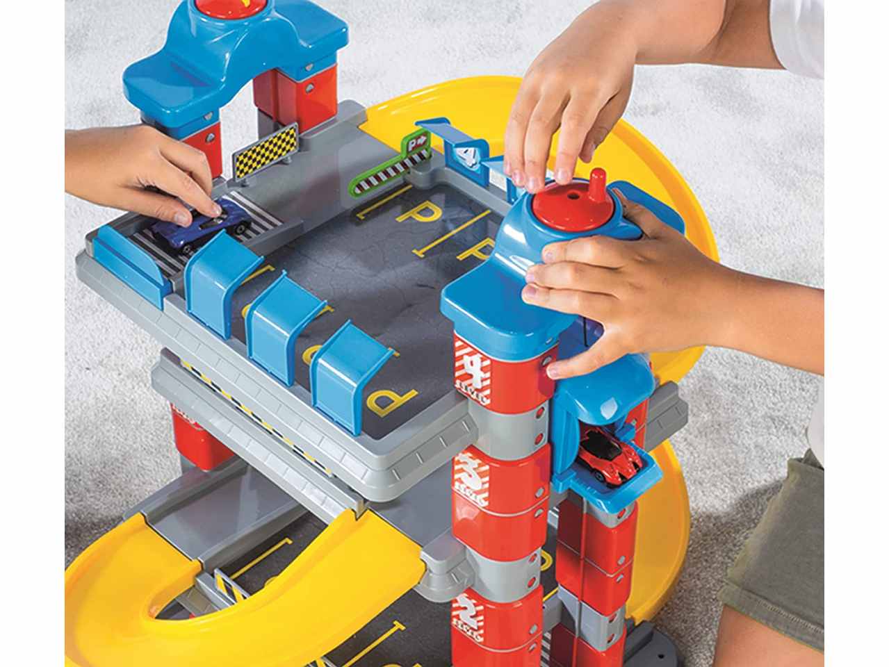 Garage a 4 livelli