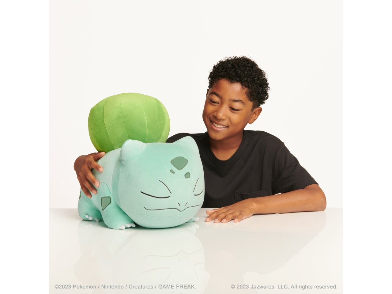 Peluche Bulbasaur PokÃ©mon sleeping 45cm | Rei Toys