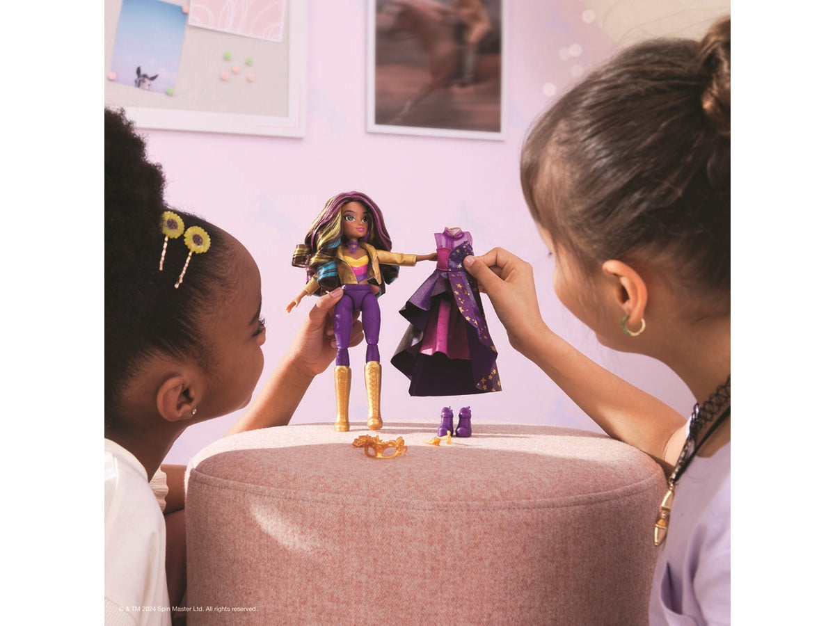 Unicorn academy deluxe sophia masquerade fashion doll | Spin Master $