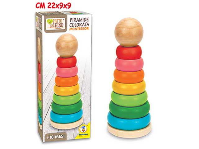 Fatto di legno piramide al anelli colorata in legno