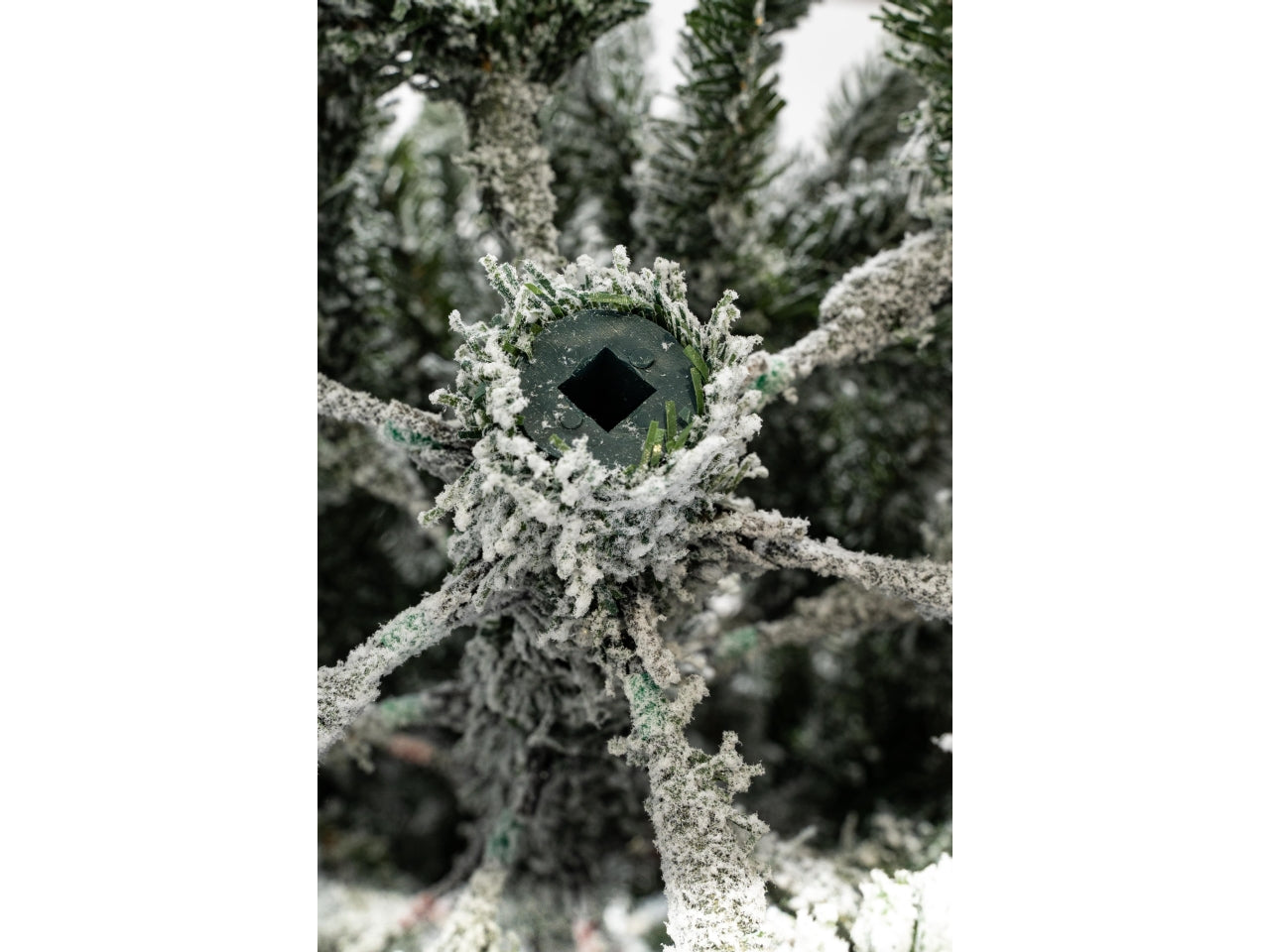 Albero valtellina innevato 180cm diametro 65cm 654 rami, montaggio ad ombrello