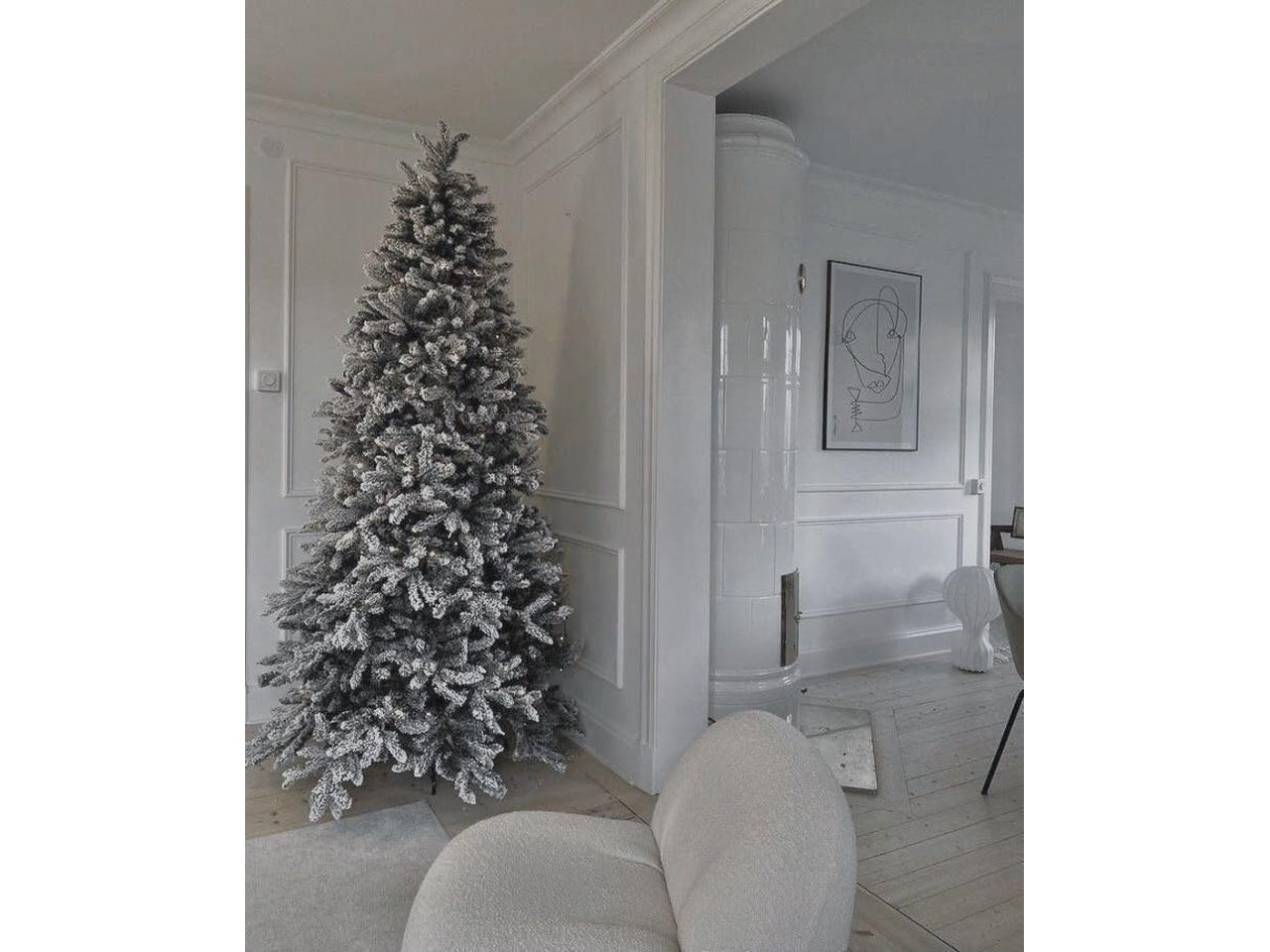Albero di natale floccato modello north ice altezza 150cm in pe + pvc con 462 rami