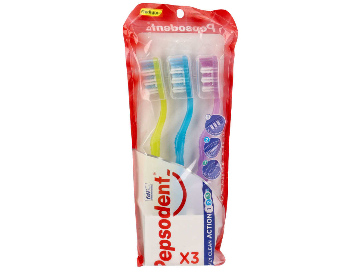 Pepsodent spazzolino daily clean action medium x3 $