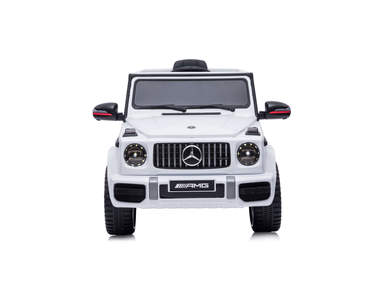 Auto elettriche suv mercedes g63 amg di colore bianco