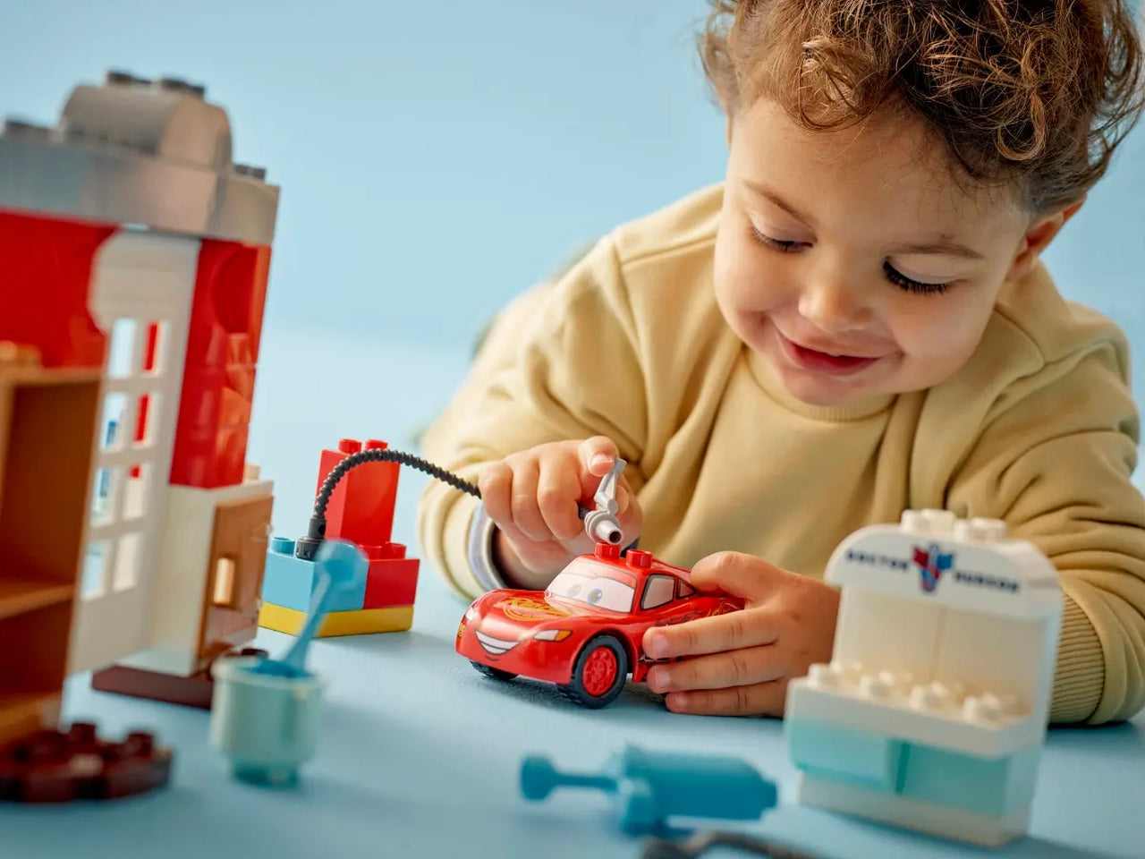 Lego DUPLO Disney TM La visita di McQueen allâofficina di Doc