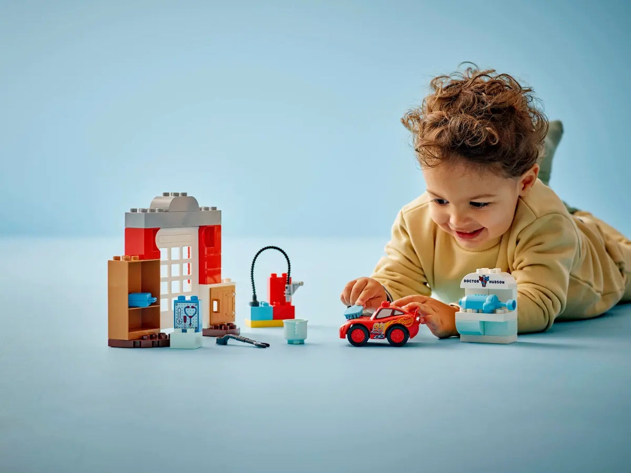 Lego DUPLO Disney TM La visita di McQueen allâofficina di Doc
