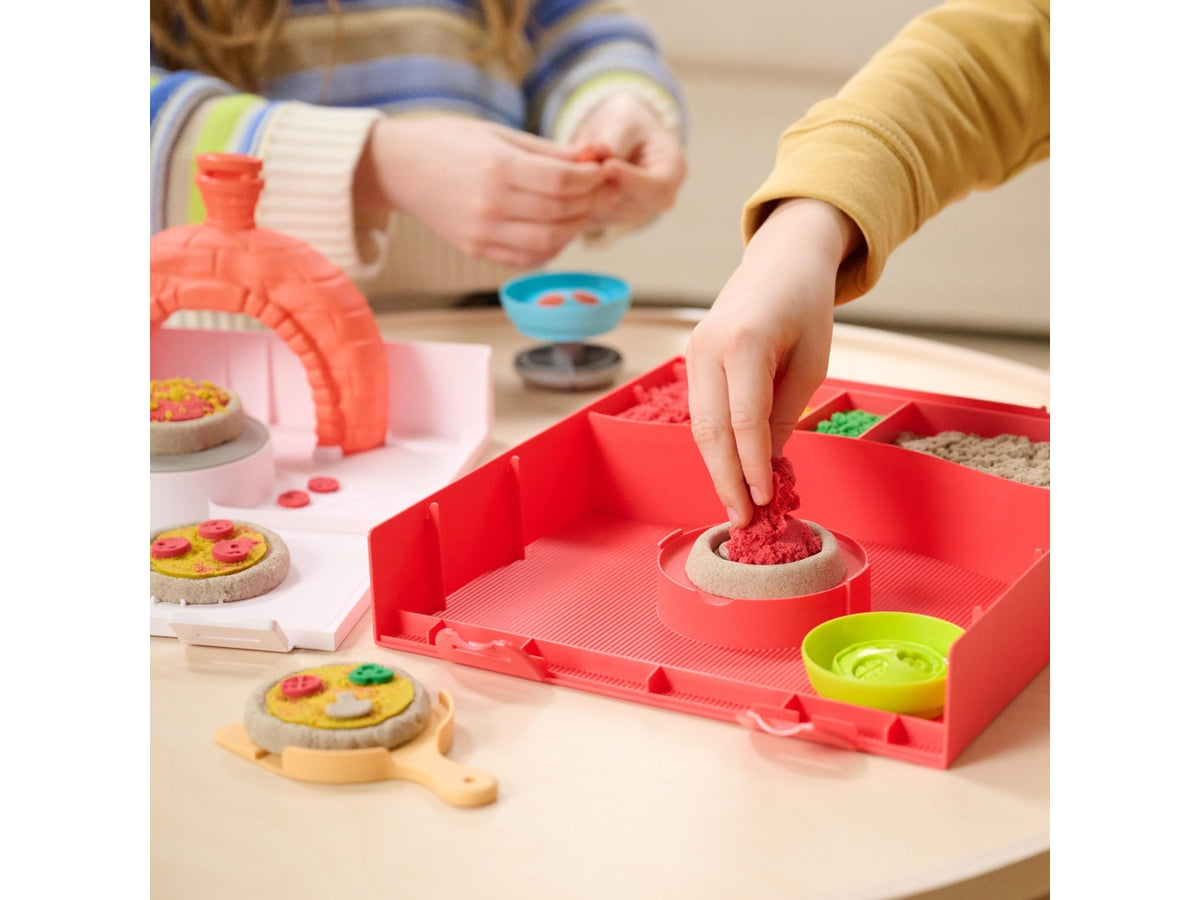 Kinetic sand playset squish pizza